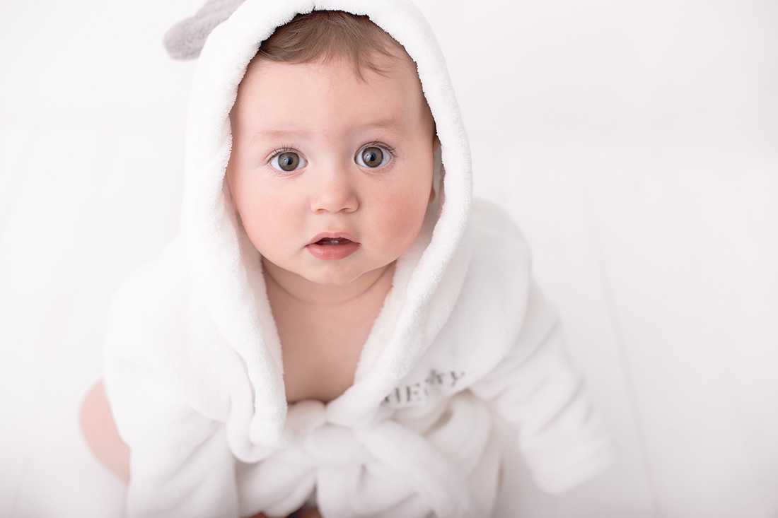 baby photographer stockport