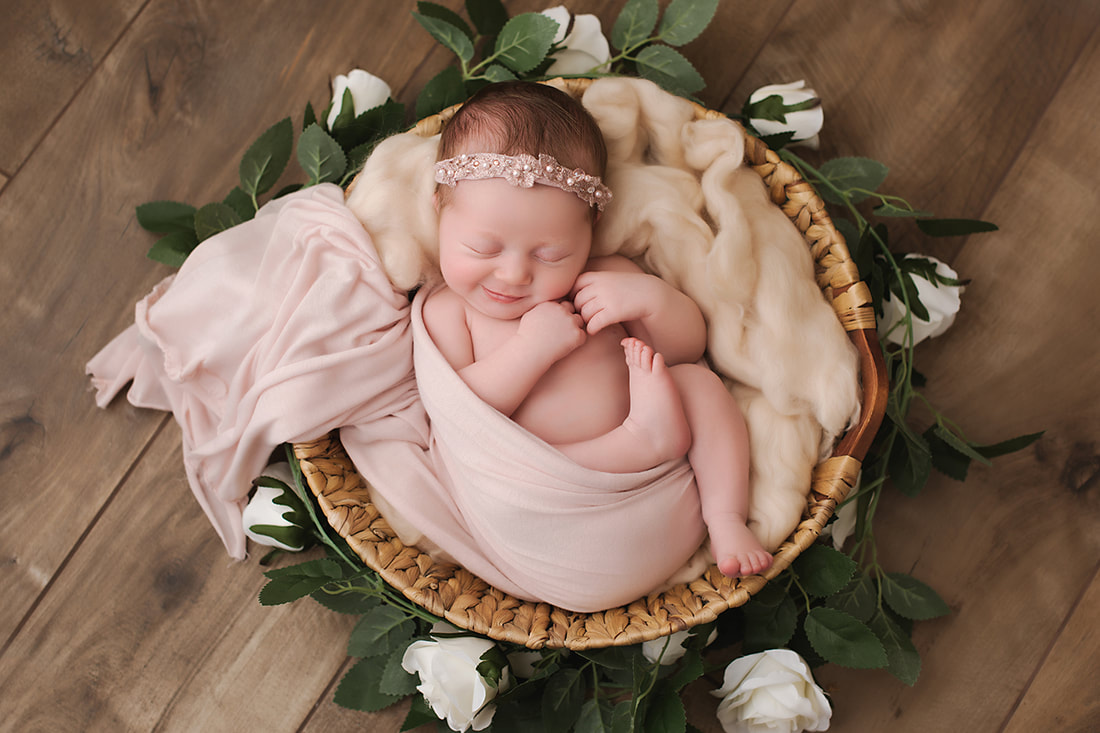 What to bring to a Newborn baby Photo shoot